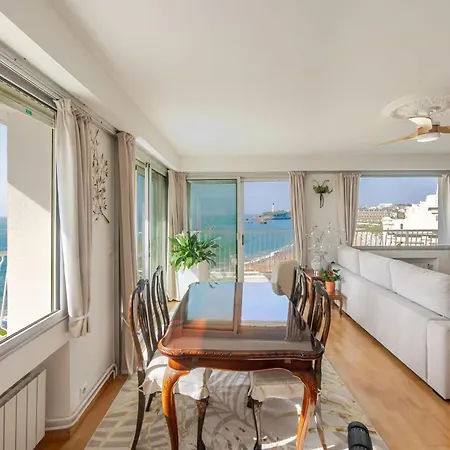 Bellevue Sea Views & Heart Of *